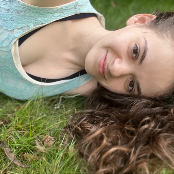 Meet your Posher ❤️💜 - Picture 11 of 15